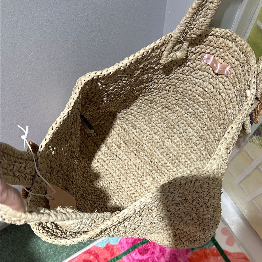 NWT Pamela Munson The Avis Bay Oversized Tote-Natural Wovan Raffia-Buckle Detail - Picture 9 of 16